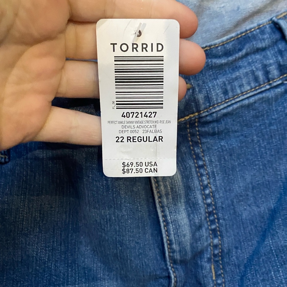 Torrid Perfect Ankle Skinny Vintage Stretch Mid-Rise Jeans - Picture 3 of 10
